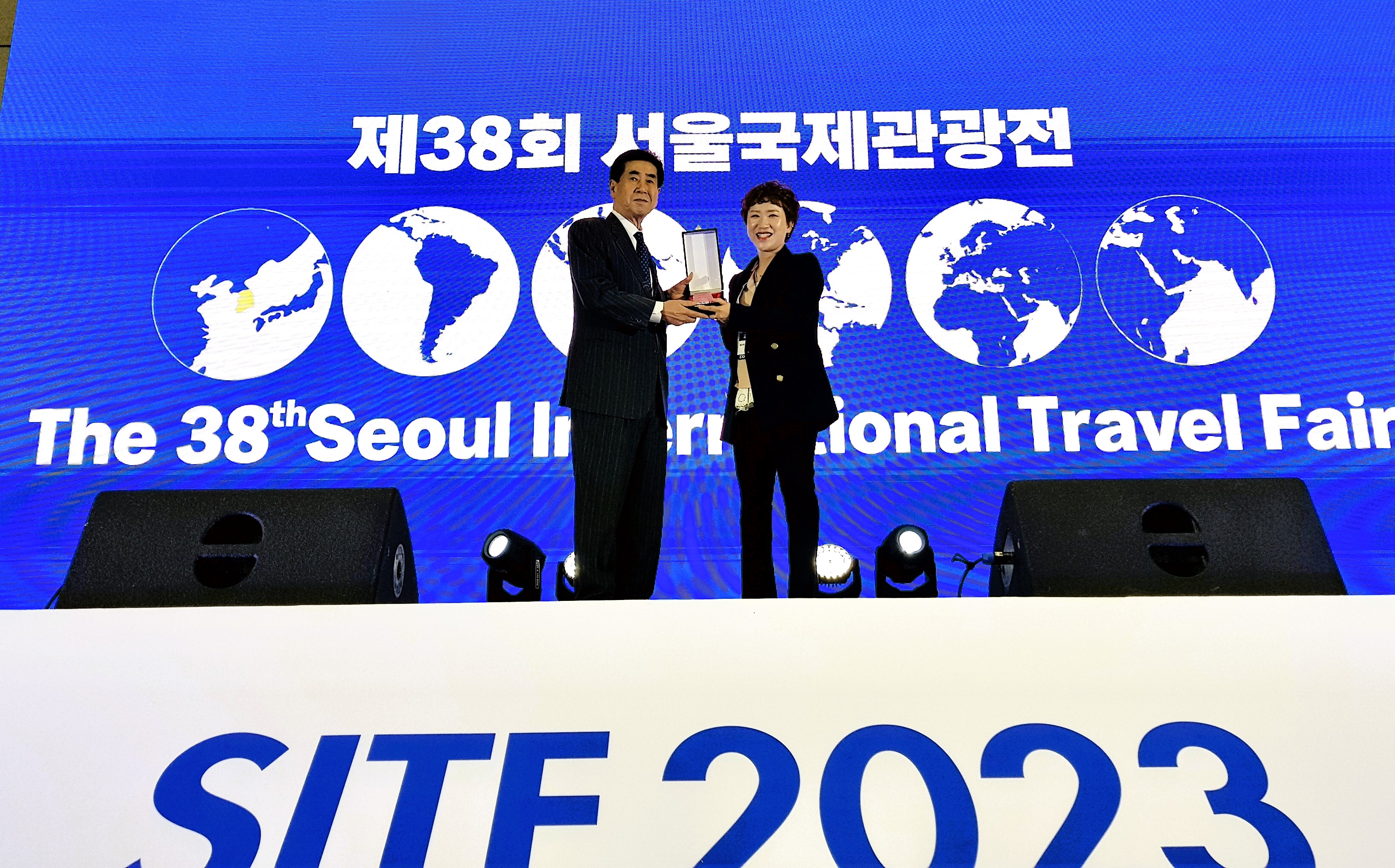 제주관광홍보관 수상.jpg